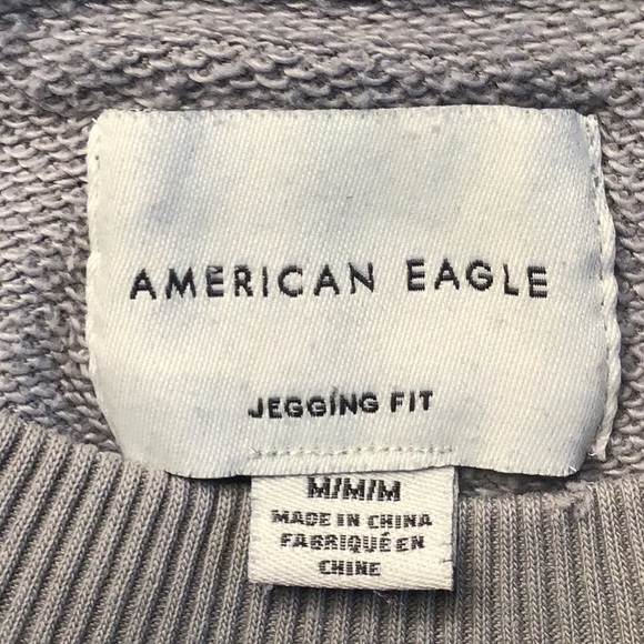 Women’s M American Eagle Jegging Fit Distressed Camo Sweatshirt - Picture 4 of 7